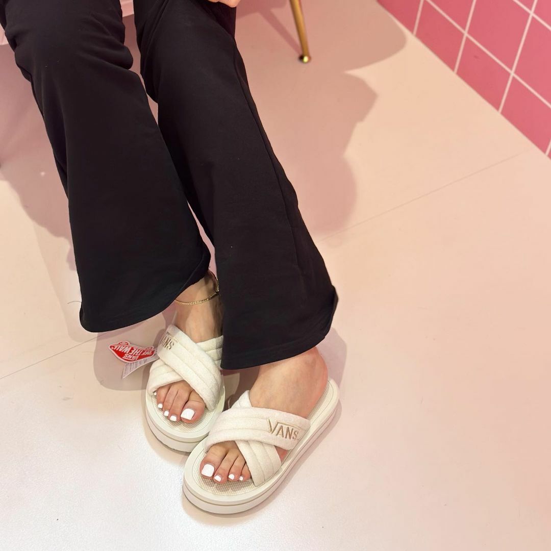 Vans Hewitt 象牙白 日本限定 交叉 泡棉 厚底 增高 拖鞋 V5143PFY