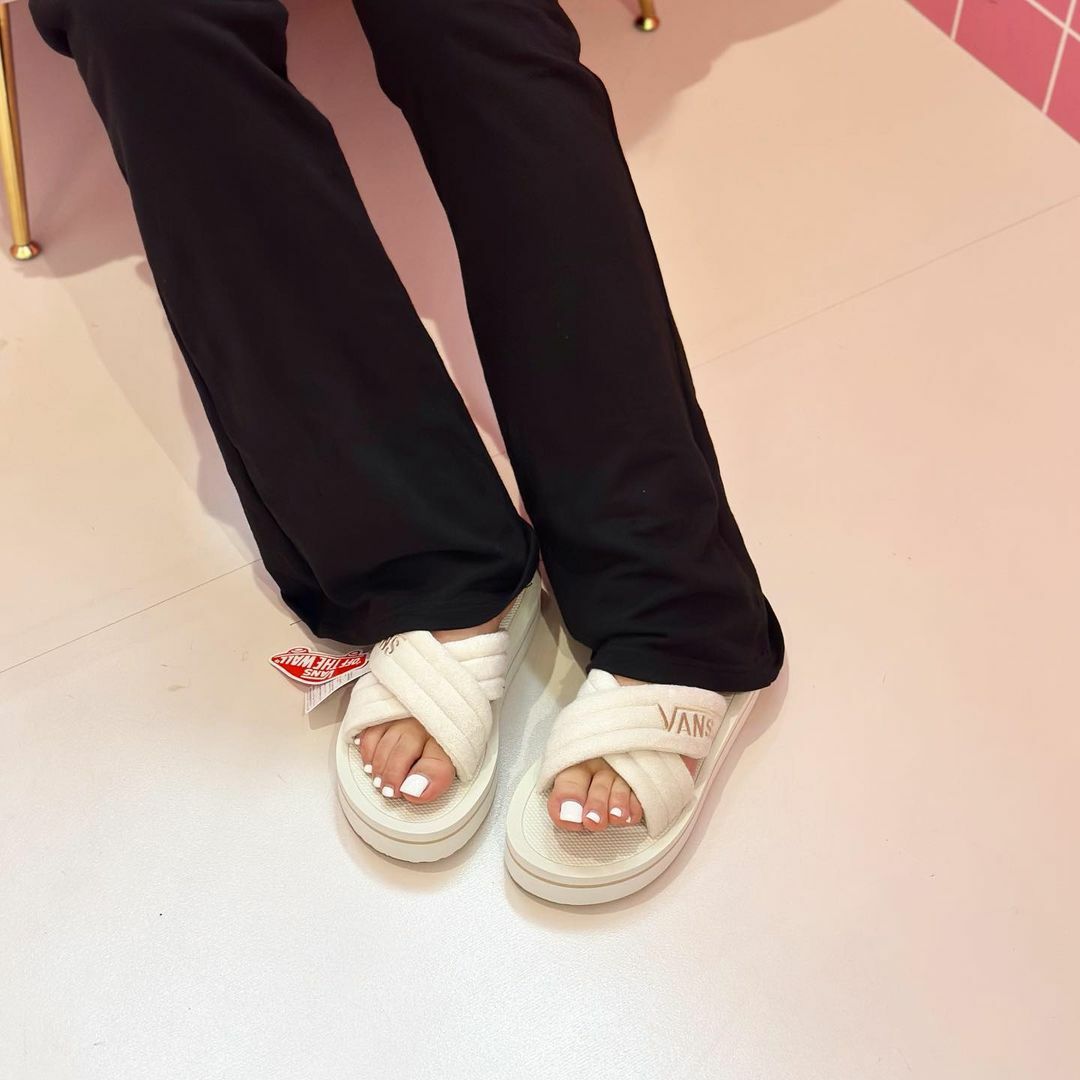 Vans Hewitt 象牙白 日本限定 交叉 泡棉 厚底 增高 拖鞋 V5143PFY