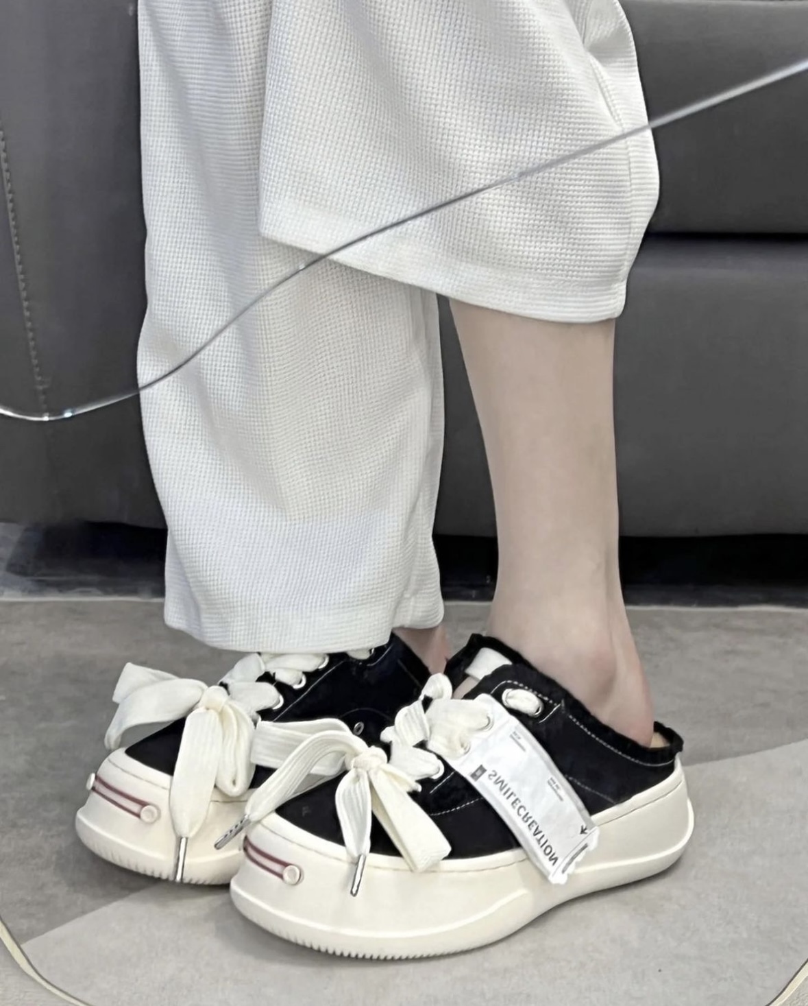 SMILEREPUBLIC 半拖開口笑帆布鞋 黑白 懶人 解構 開口笑 穿脫 穆勒 厚底 SR20220101001-1/預購