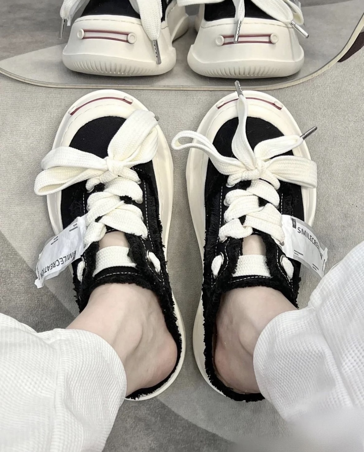 SMILEREPUBLIC 半拖開口笑帆布鞋 黑白 懶人 解構 開口笑 穿脫 穆勒 厚底 SR20220101001-1/預購
