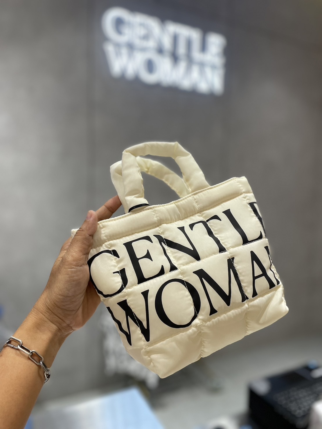 代購 Gentlewoman 新款  SMALL PUFFER BAG