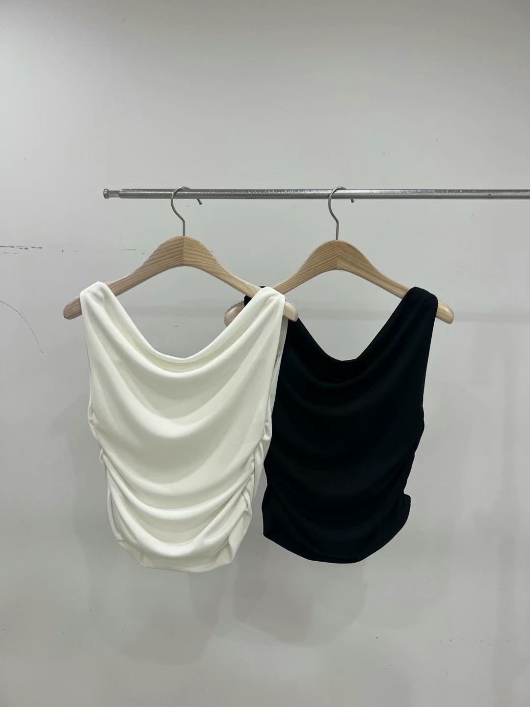 ♥︎New in! 氣質必收Draped Top