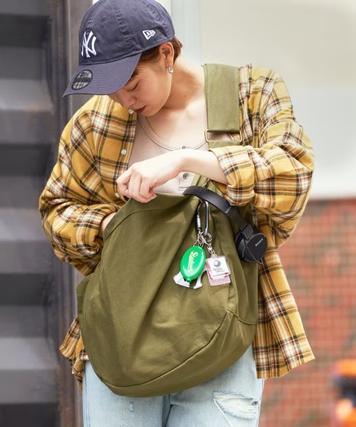 日本 FREAK’S STORE  大側背包