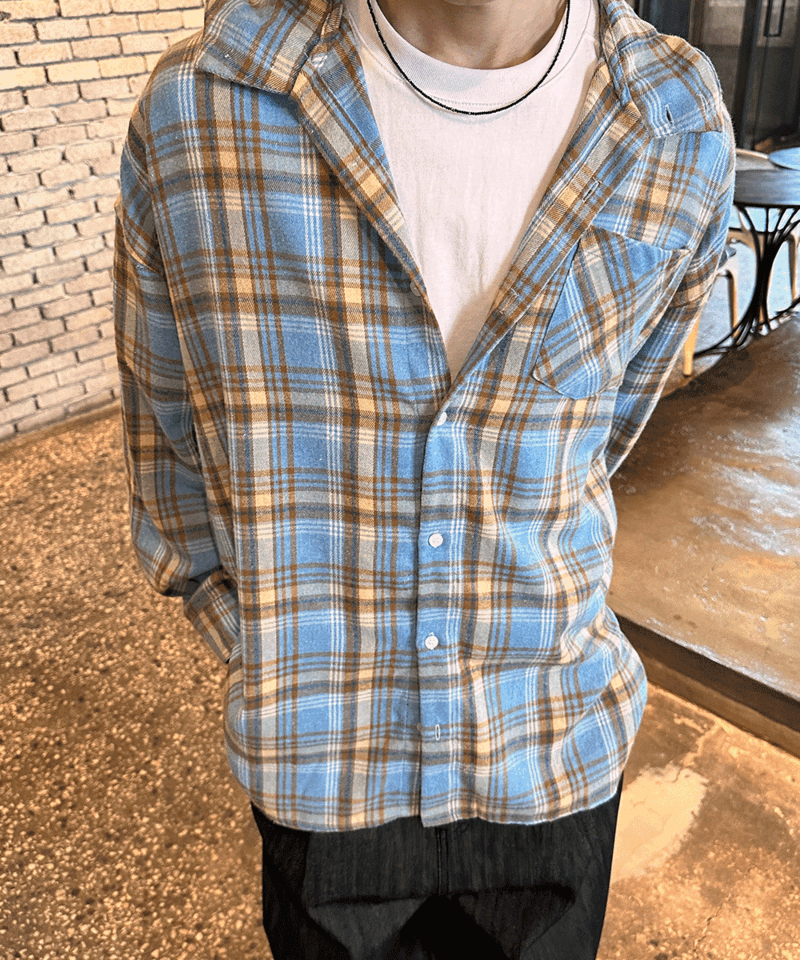 媚俗格纹連帽簷襯衫