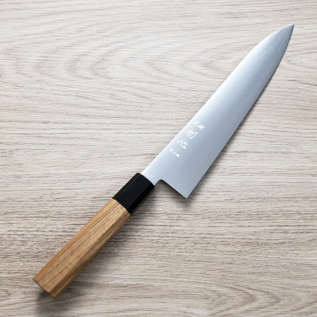 初心 隼 牛刀 210mm 銀三鋼
