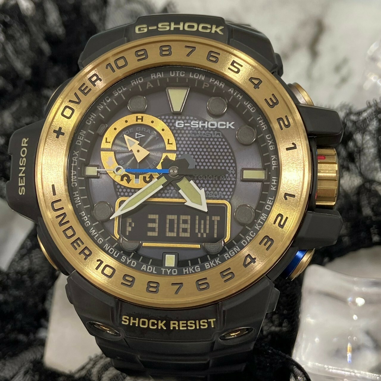 【G-SHOCK】海洋探險家電波太陽能運動錶 GWN-1000GB-1A 55.8mm 現代鐘錶