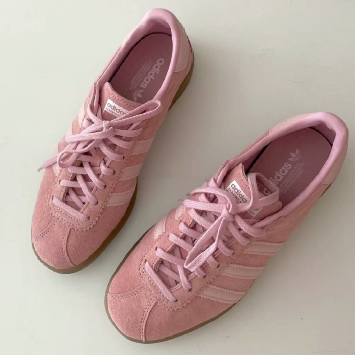 🤑降到不行...🌸 Adidas Bermuda Glow Pink 粉