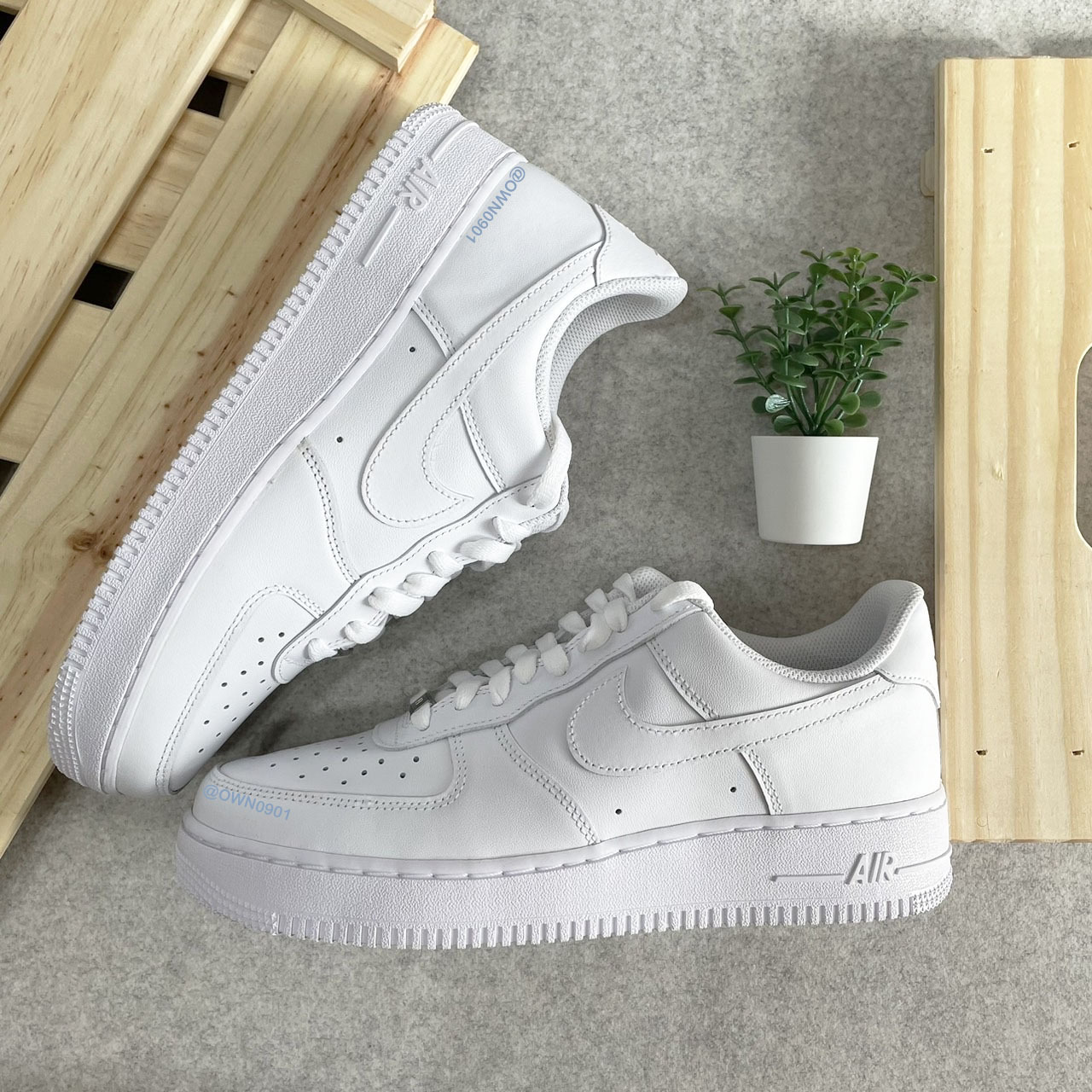 【OWN】NIKE Air Force 1 小白鞋 全白 經典款 皮革 透氣 運動 休閒鞋 CW2288-111