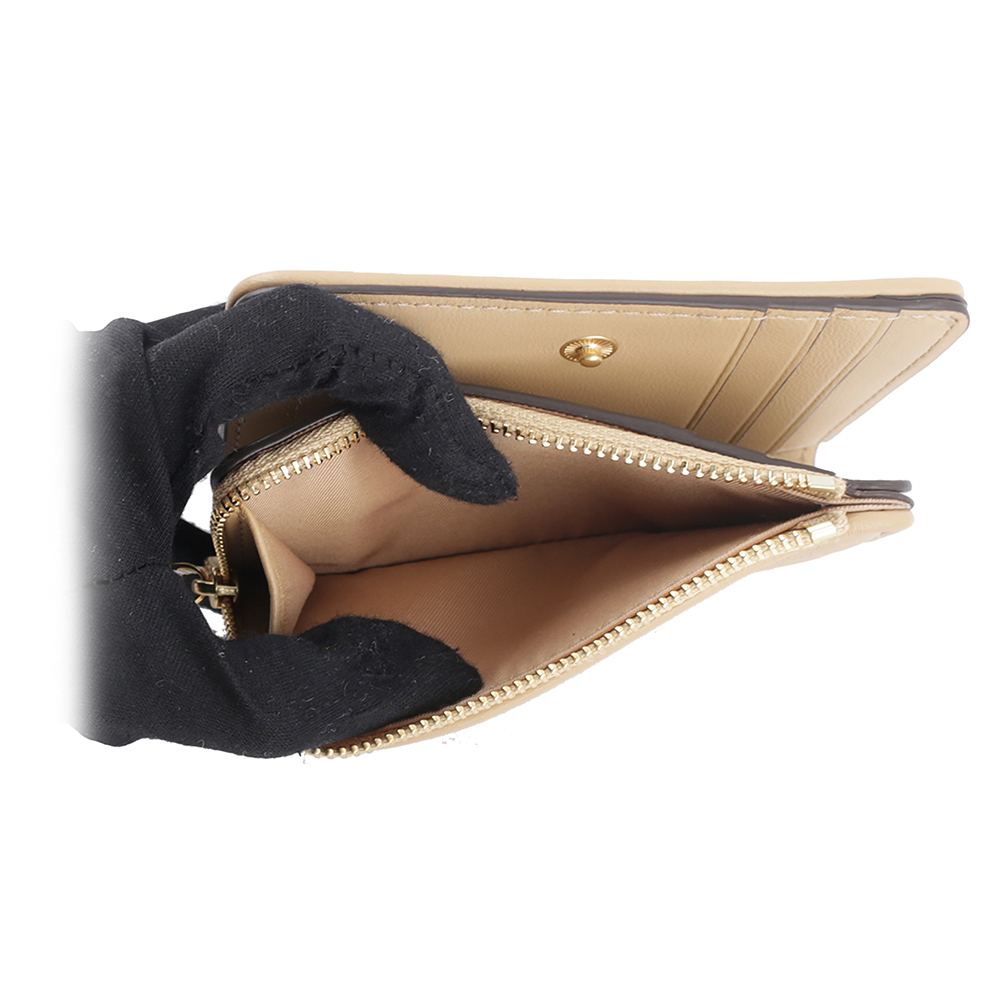 【TORY BURCH】Kira 縫線設計暗釦拉鍊零錢袋短夾(沙漠色) 153121 250