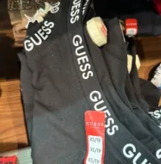 [S] GUESS JULA TANK,JET BLACK, QBOI11K9TJ1 (SGU424)