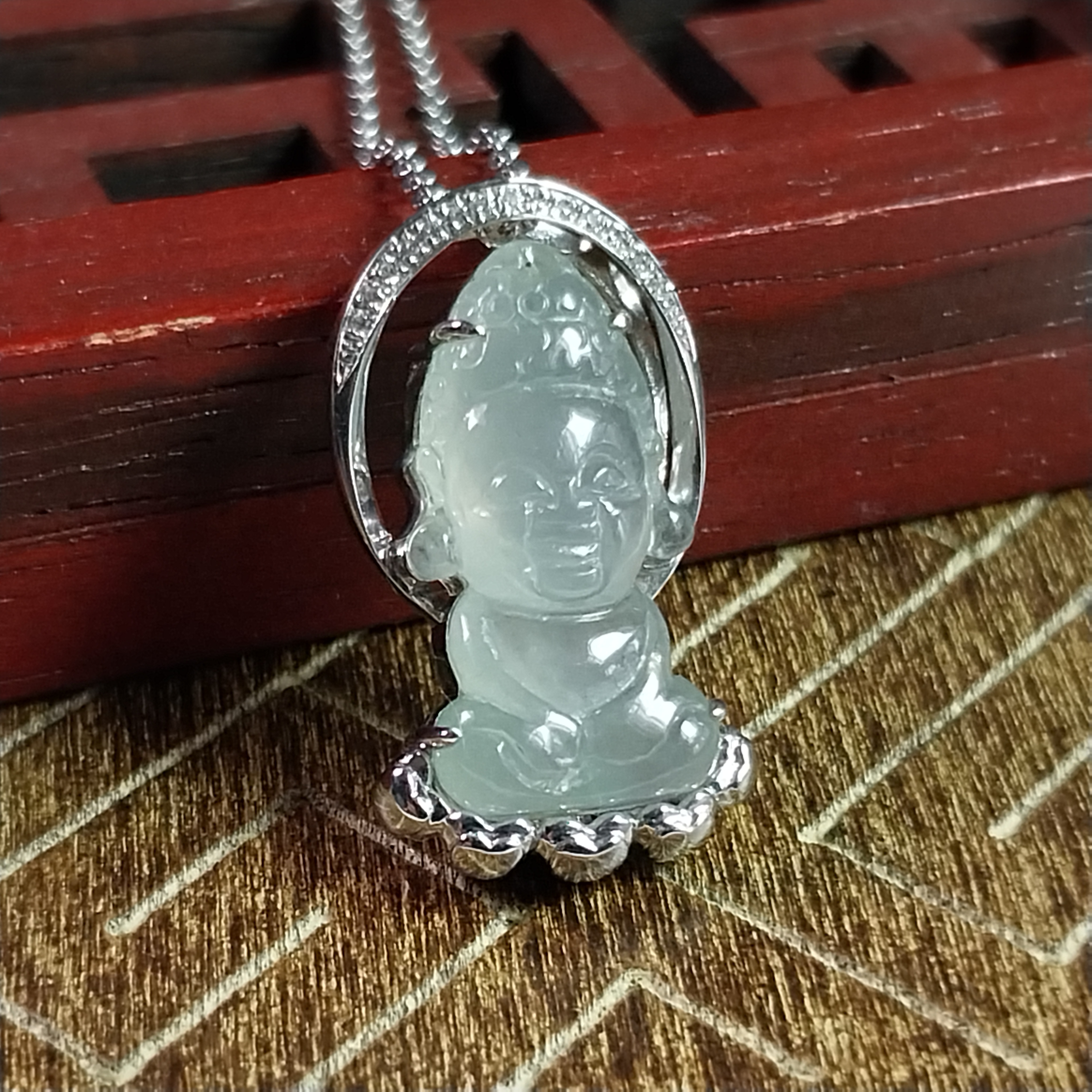 J2285 翡翠寶寶佛