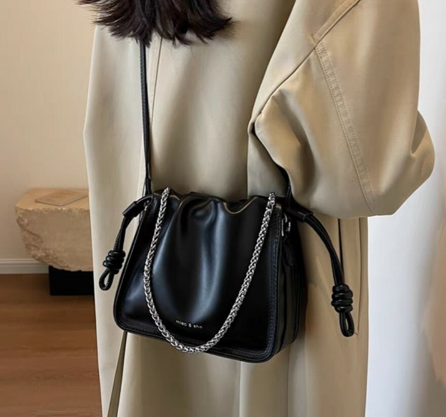 韓式風格雲朵小方包