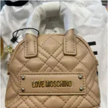 [S] LOVE MOSCHINO JC4324PP0FLA0209 QUILTED BAG PU,TAUPE, 8058055428678 (SLM184)
