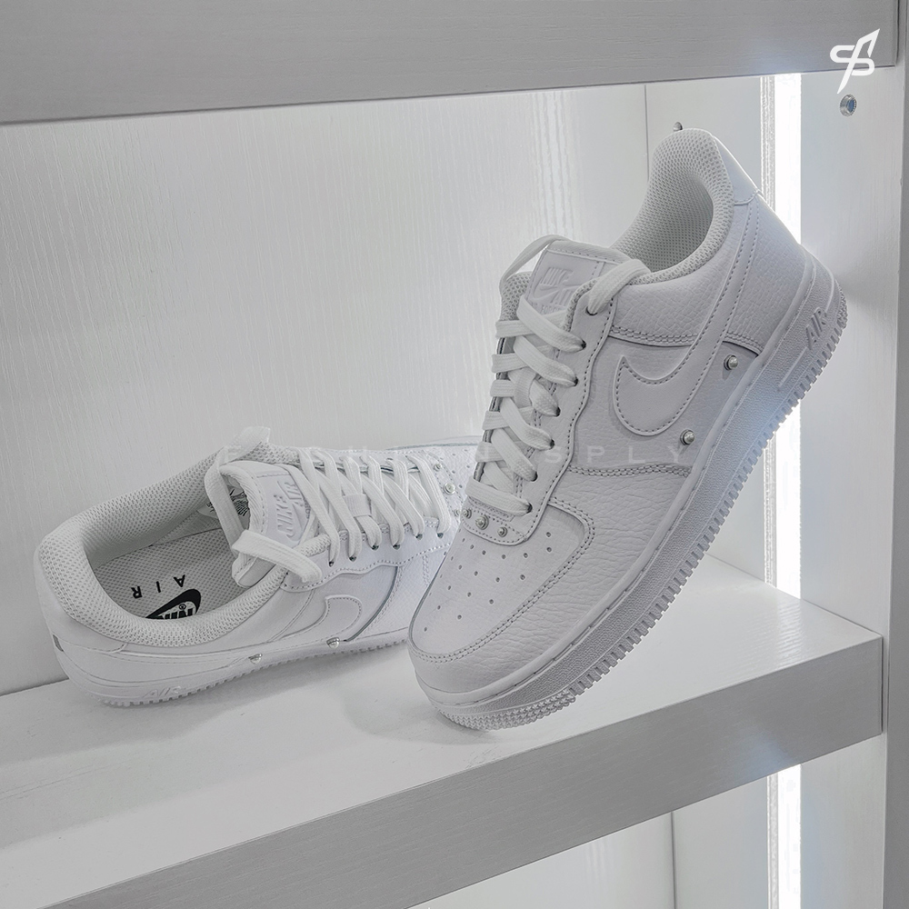 WMNS Nike Air Force 1 '07 SE 荔枝皮 小珍珠 DQ0231-100