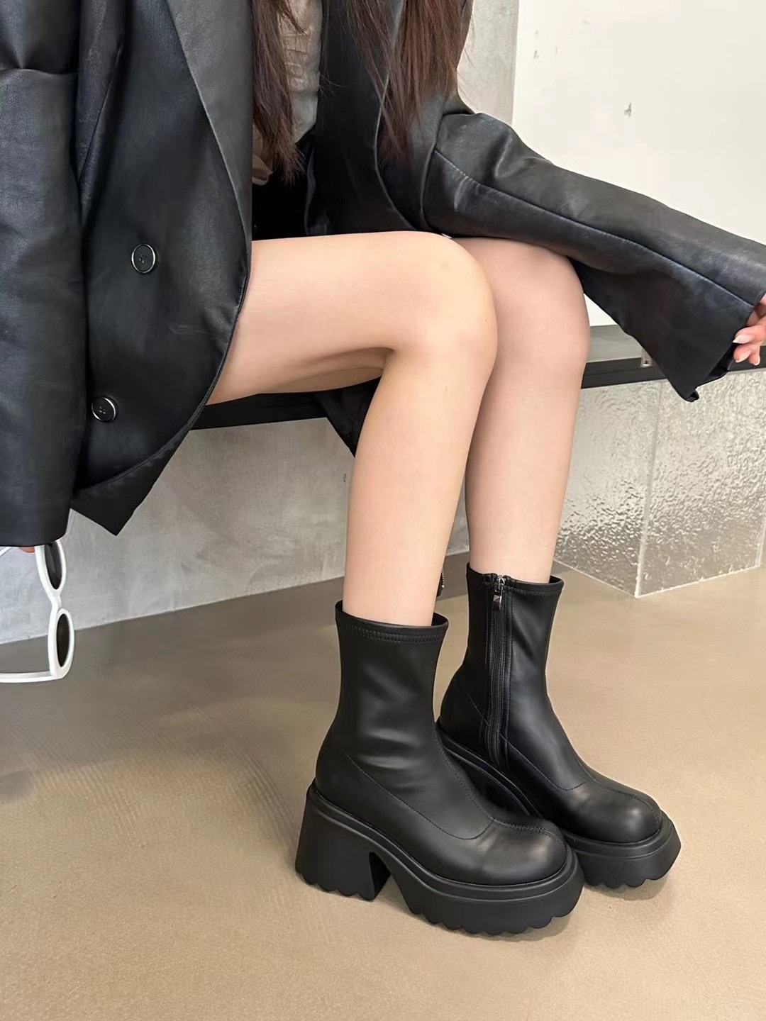 時髦有型厚高側拉短靴(35-41)