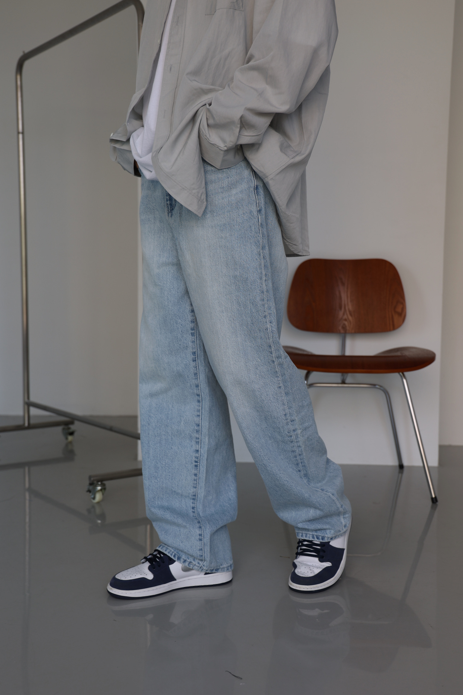 自然刷色牛仔寬褲