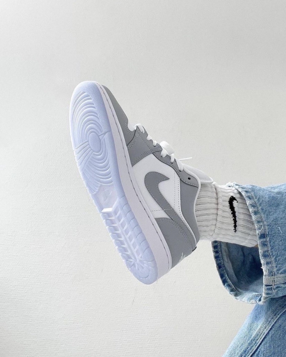 AIR JORDAN 1 LOW ”wolf grey” AJ1 灰白 冰底 小DIOR配色 DC0774-105