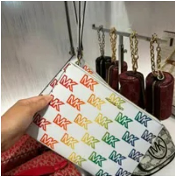 [S] MICHAEL KORS 35S3GTVW4I JET SET TRAVEL NON-LEATHER VEGAN XL ZIP CLUTCH WRISTLET,OPWHT MULTI, 196163775746 (SMK539)