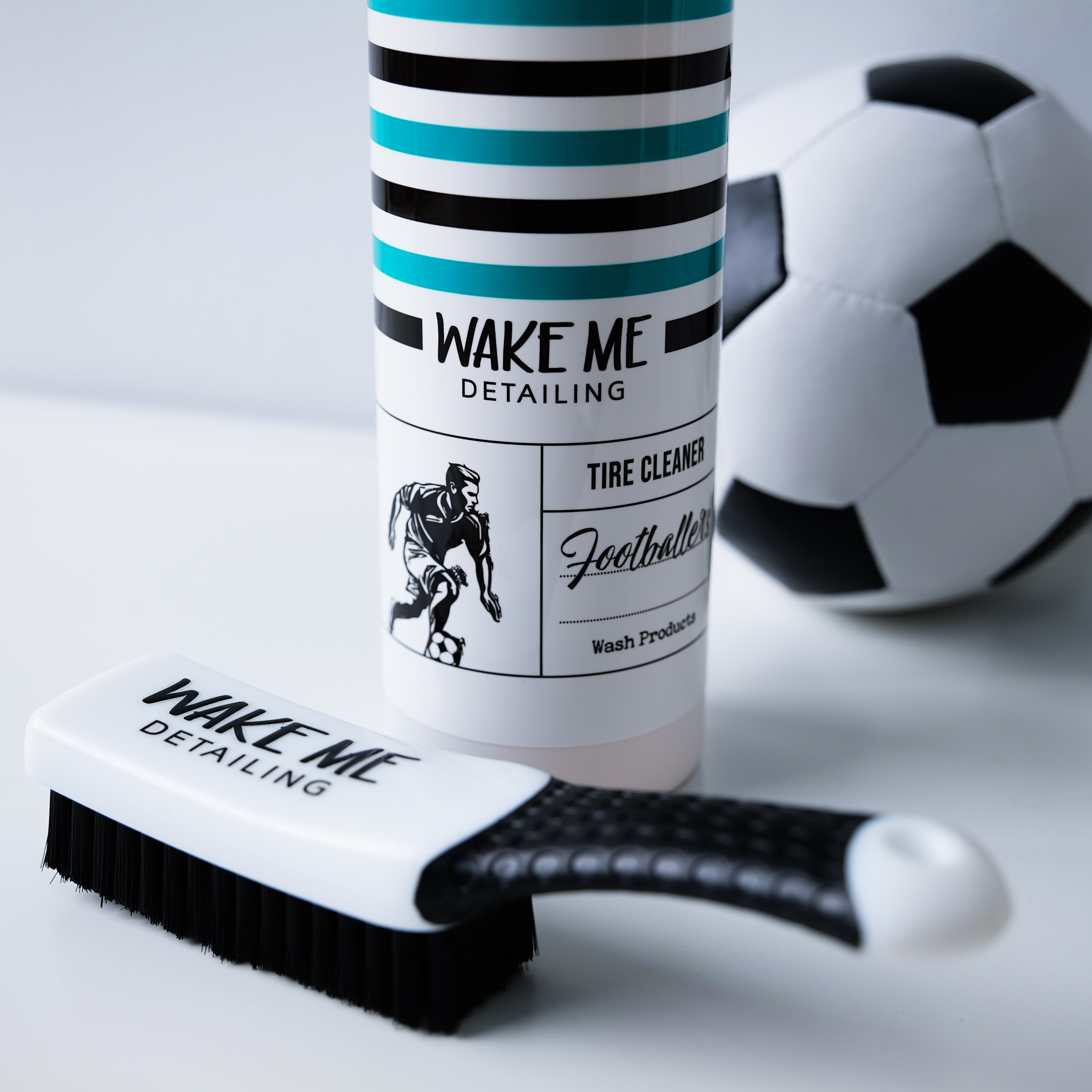 《足球員》輪胎皮清潔劑