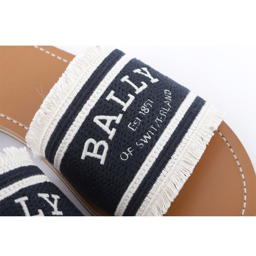 【BALLY】Bianka Logo 刺繡平底拖鞋(黑色/骨白色) 6302817