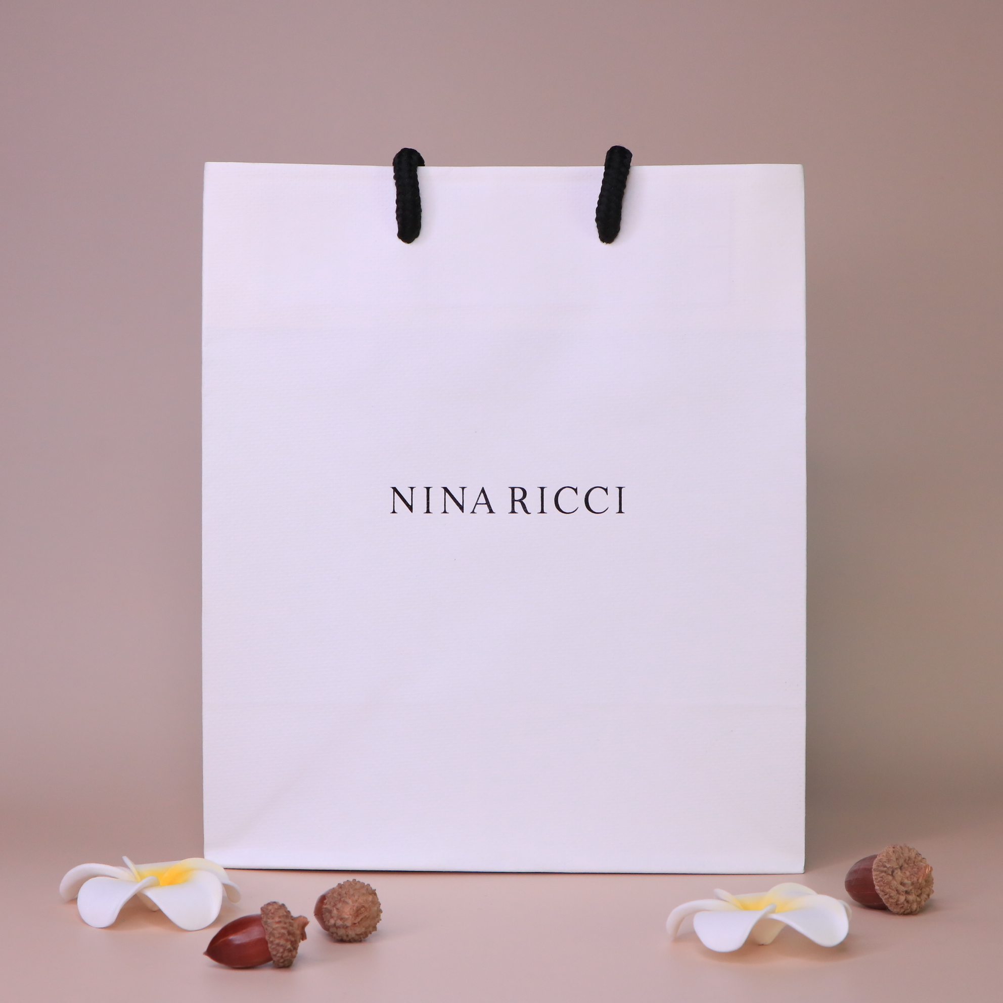 Nina Ricci 精美白色紙袋 - BA0005