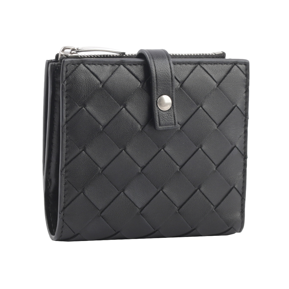【BOTTEGA VENETA】新款銀釦小羊皮編織釦式零錢袋短夾(黑色) 600270 VCPP3 8803