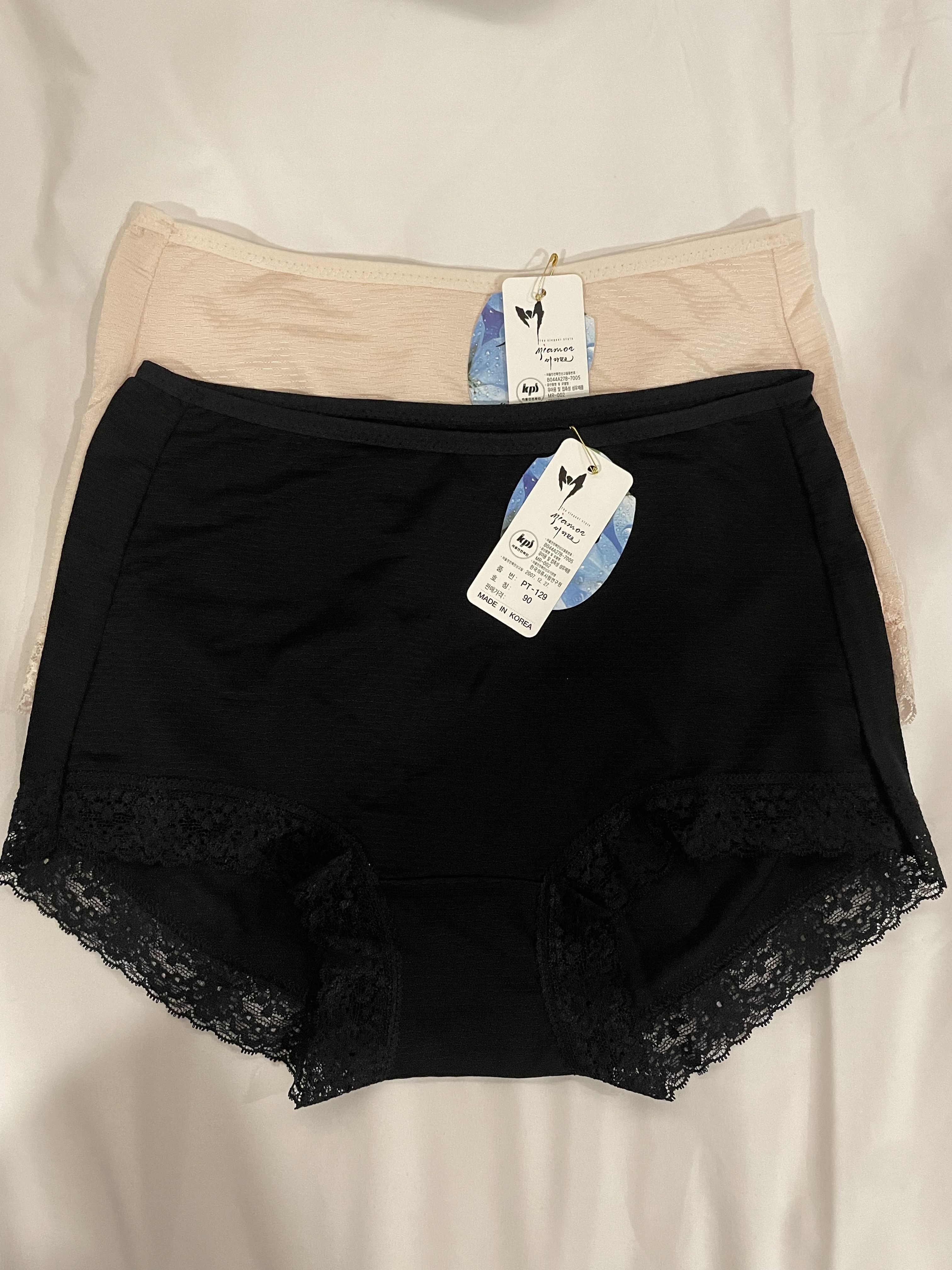 UR03 冰涼料暗橫紋內褲#129