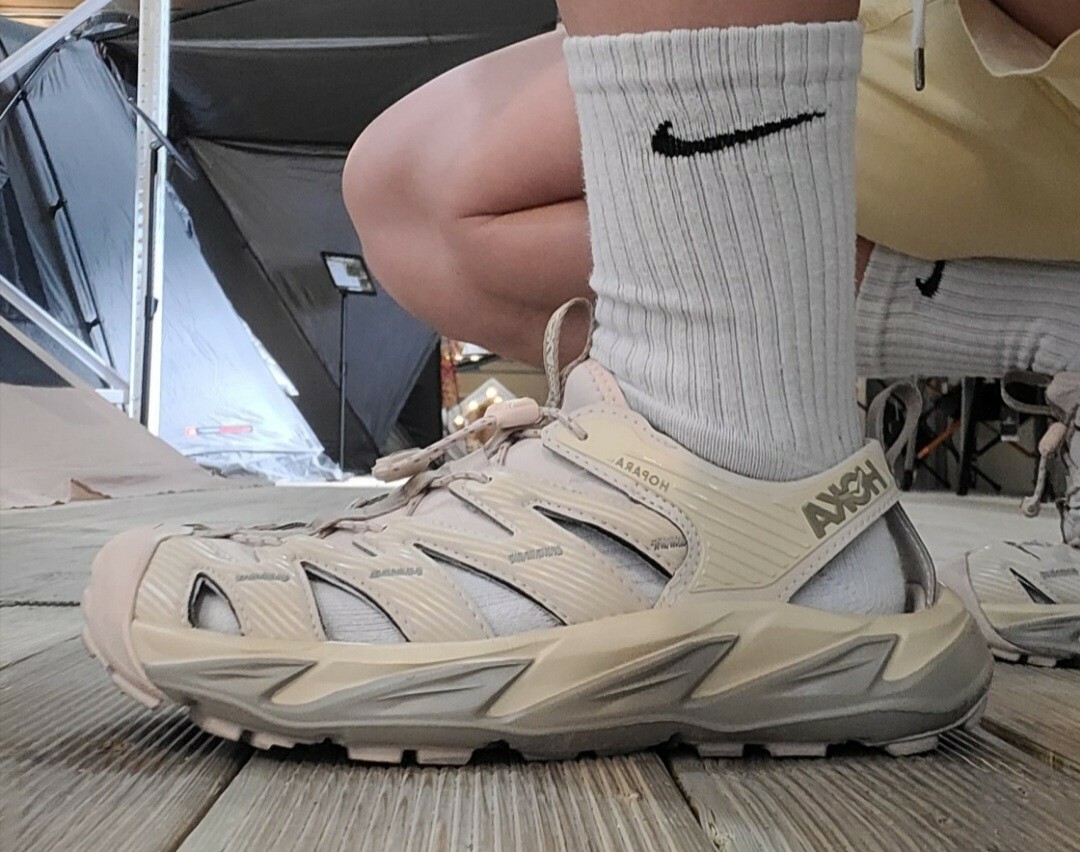 代購 HOKA ONE ONE HOPARA 沙色 戶外 健走 懶人鞋 涼拖鞋