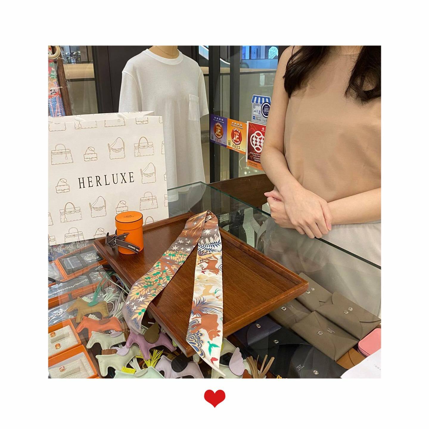 爽快靚靚來pick up twilly🥳 之前有幫襯過我哋買P18❤️‍🔥 靚靚仲表示有鐘愛的Hermes物品都會搵HERLUXE購買🫰多謝你嘅支持🫶