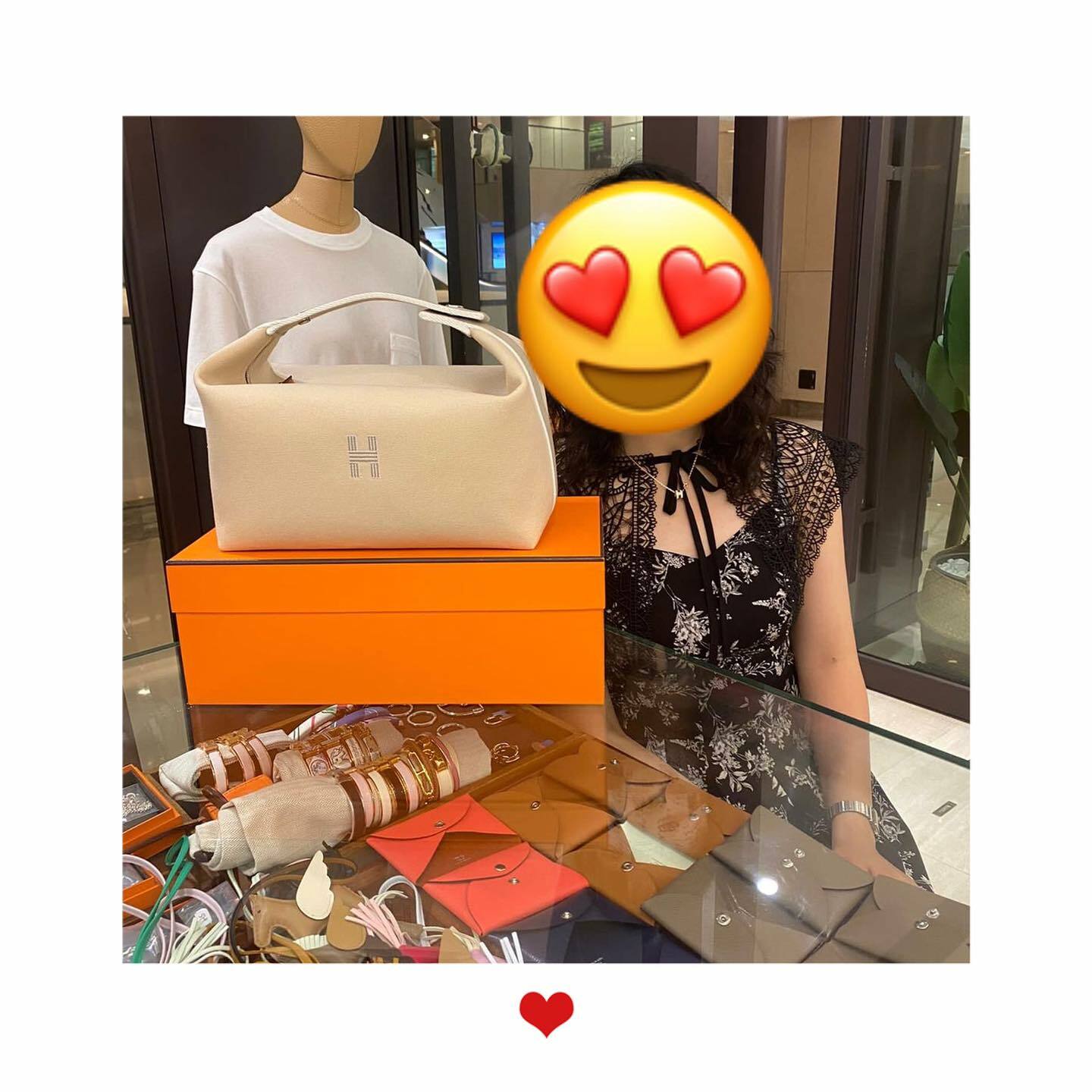 爽快靚靚同型男先生walk in來買嘢🥳 目標明確揀咗飯盒包🫰容量可觀又很襯靚靚☺️ 果斷埋單❤️多謝你哋支持與關注🫶