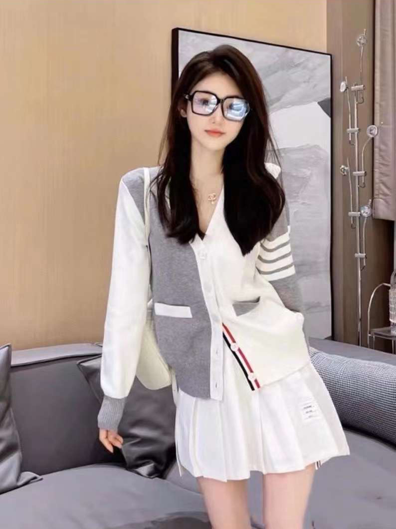 Thom browne 灰白拼色針織開衫 -M