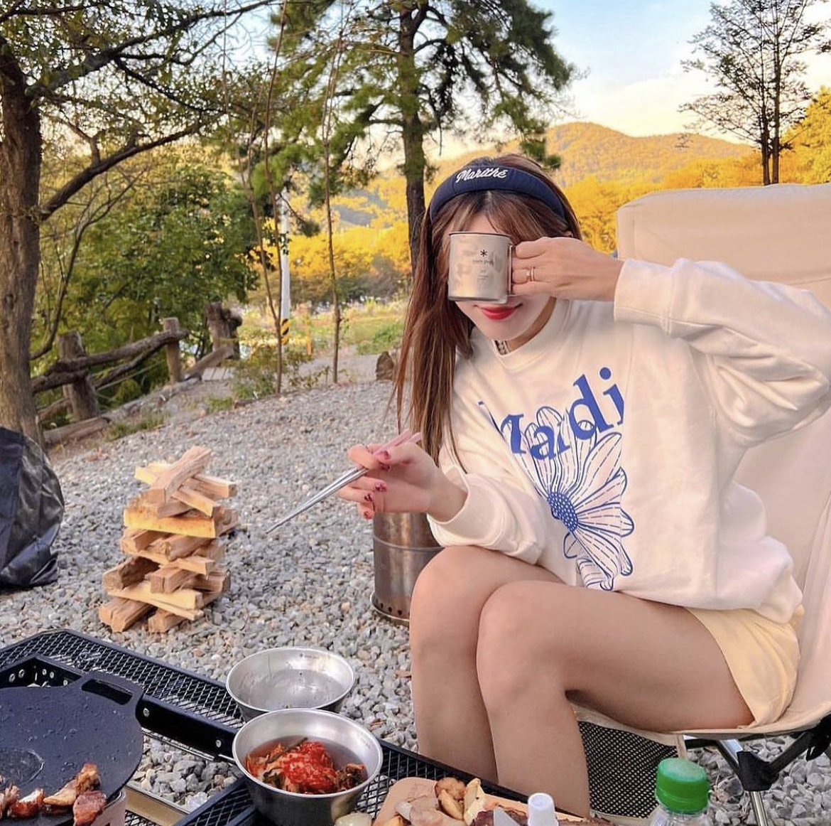 MARDI MERCREDI -  SWEATSHIRT FLOWERMARDI_WHITE VIVIDBLUE