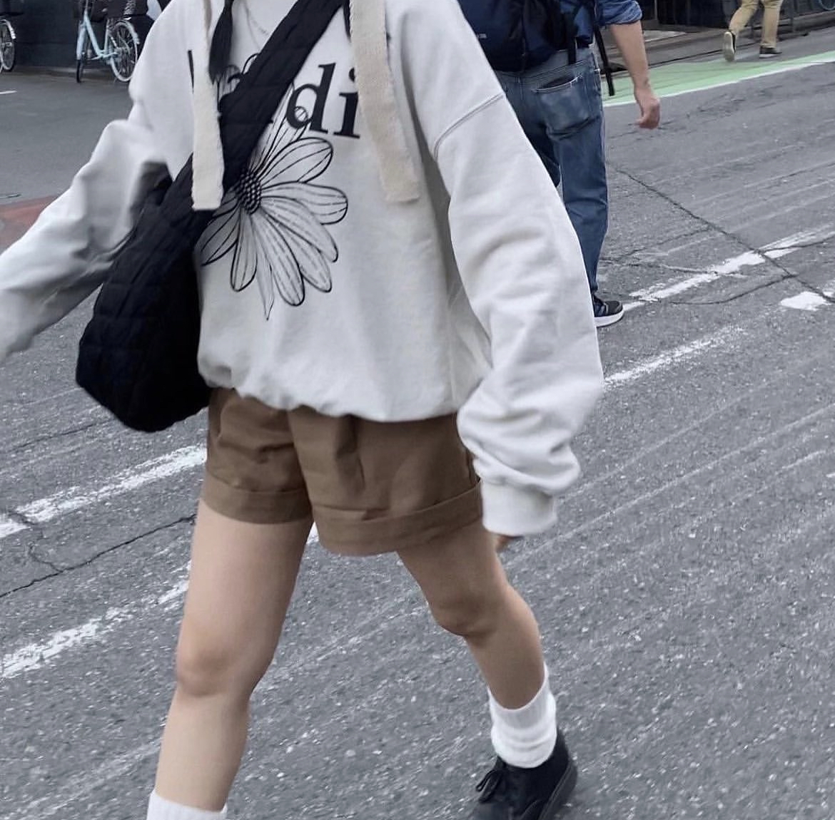 MARDI MERCREDI -  SWEATSHIRT FLOWERMARDI_OATMEAL BLACK