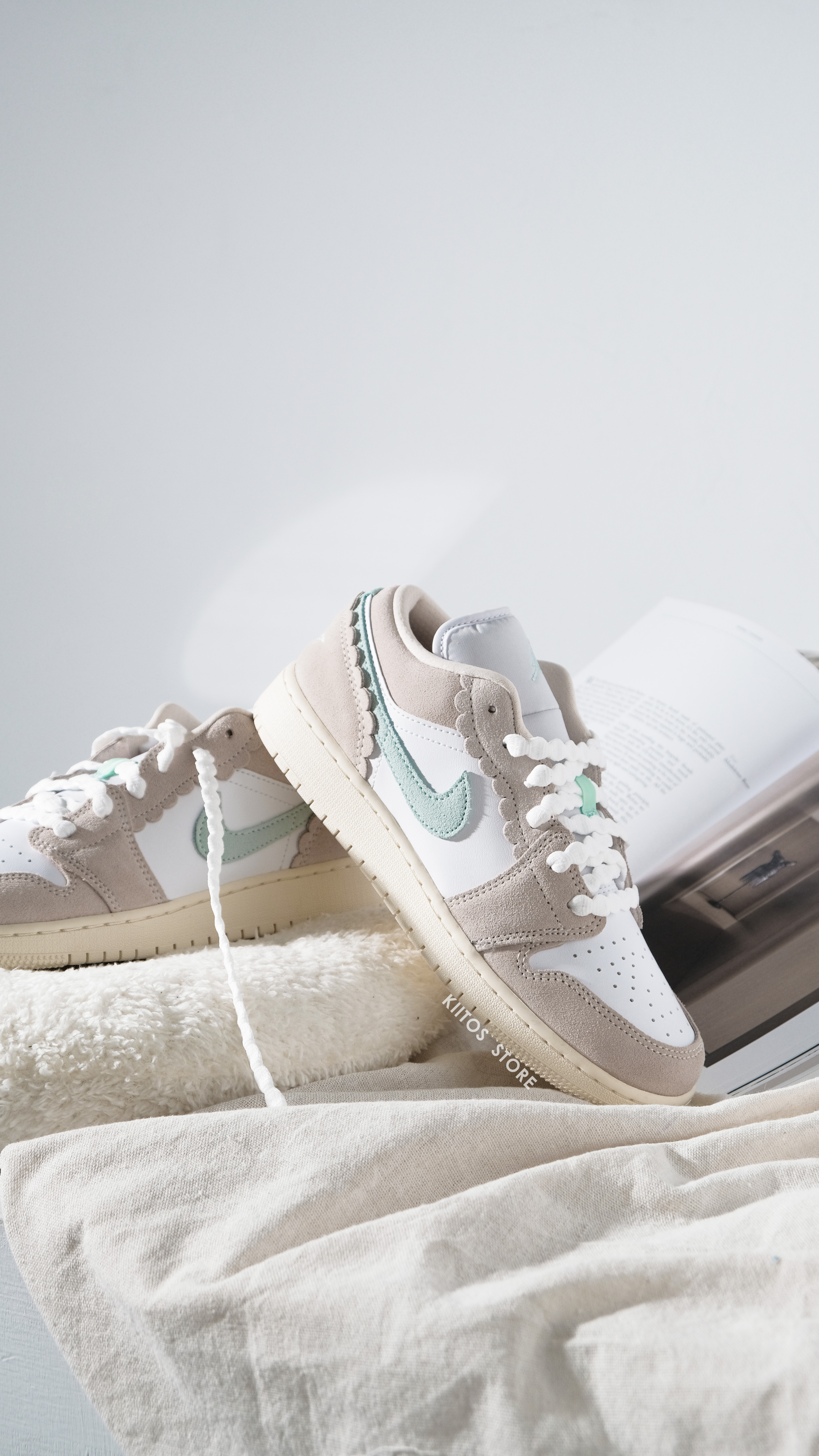 NIKE AiR JORDAN 1 LOW SE 波浪裸粉大童鞋DZ5356-800