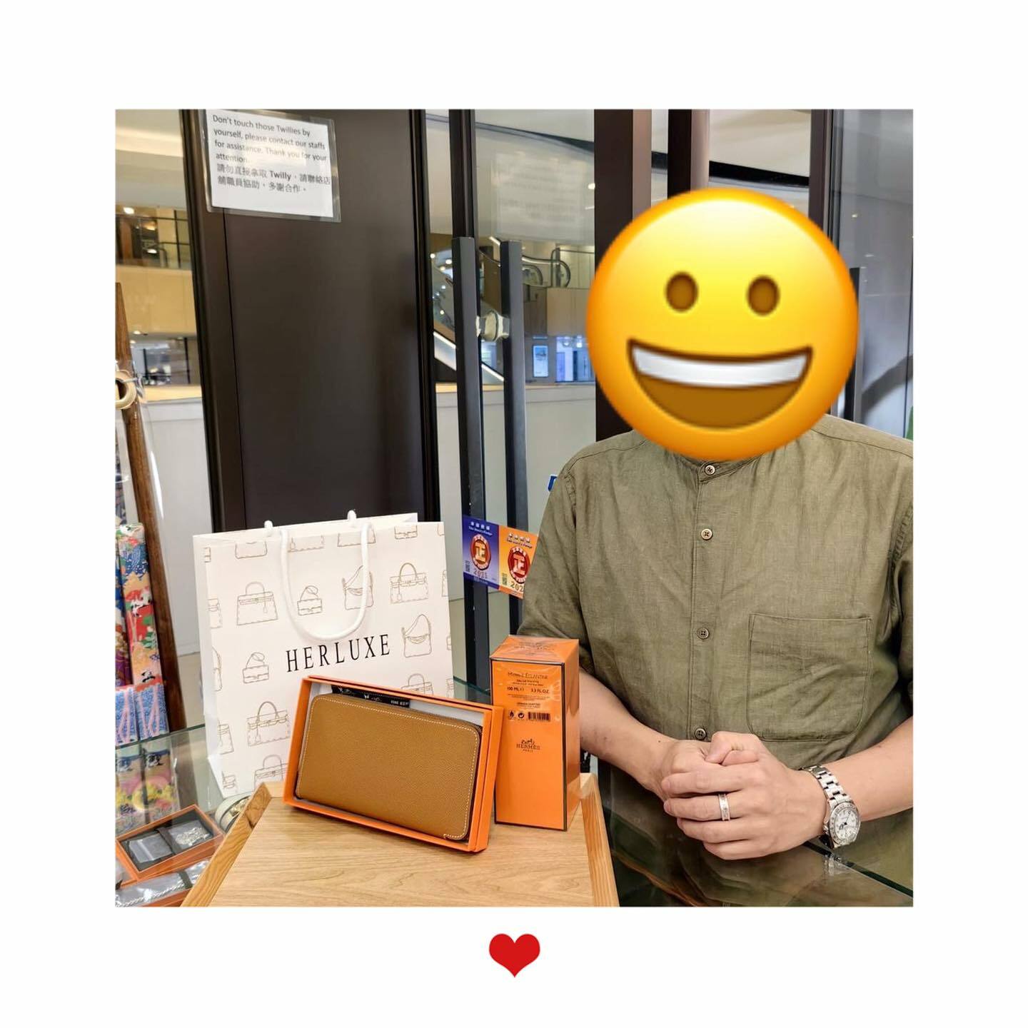 健談先生同爽快靚靚睇直播火速落單🔥 來店pick up香水🥳 又被silkin錢包吸引🫰爽快埋單來送禮😍 多謝你哋對HERLUXE品牌同直播嘅支持與關注🤗