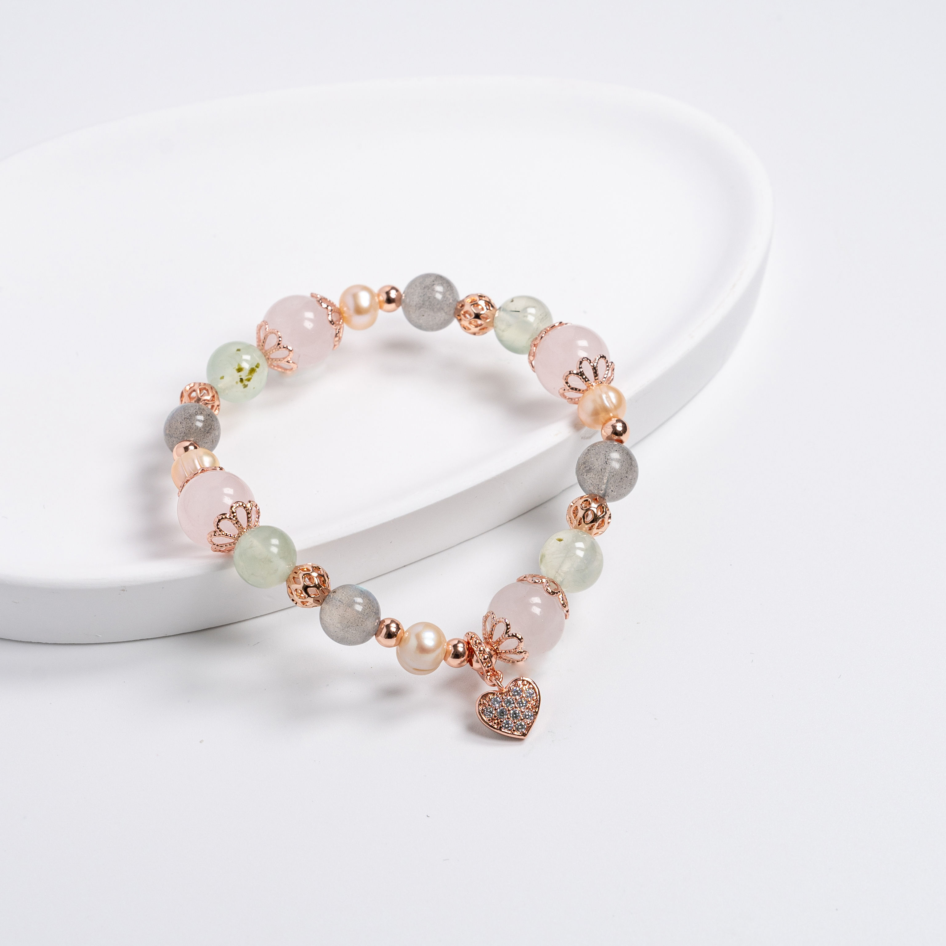 【主水晶】粉水晶【輔水晶】拉長石、葡萄石、淡水珍珠