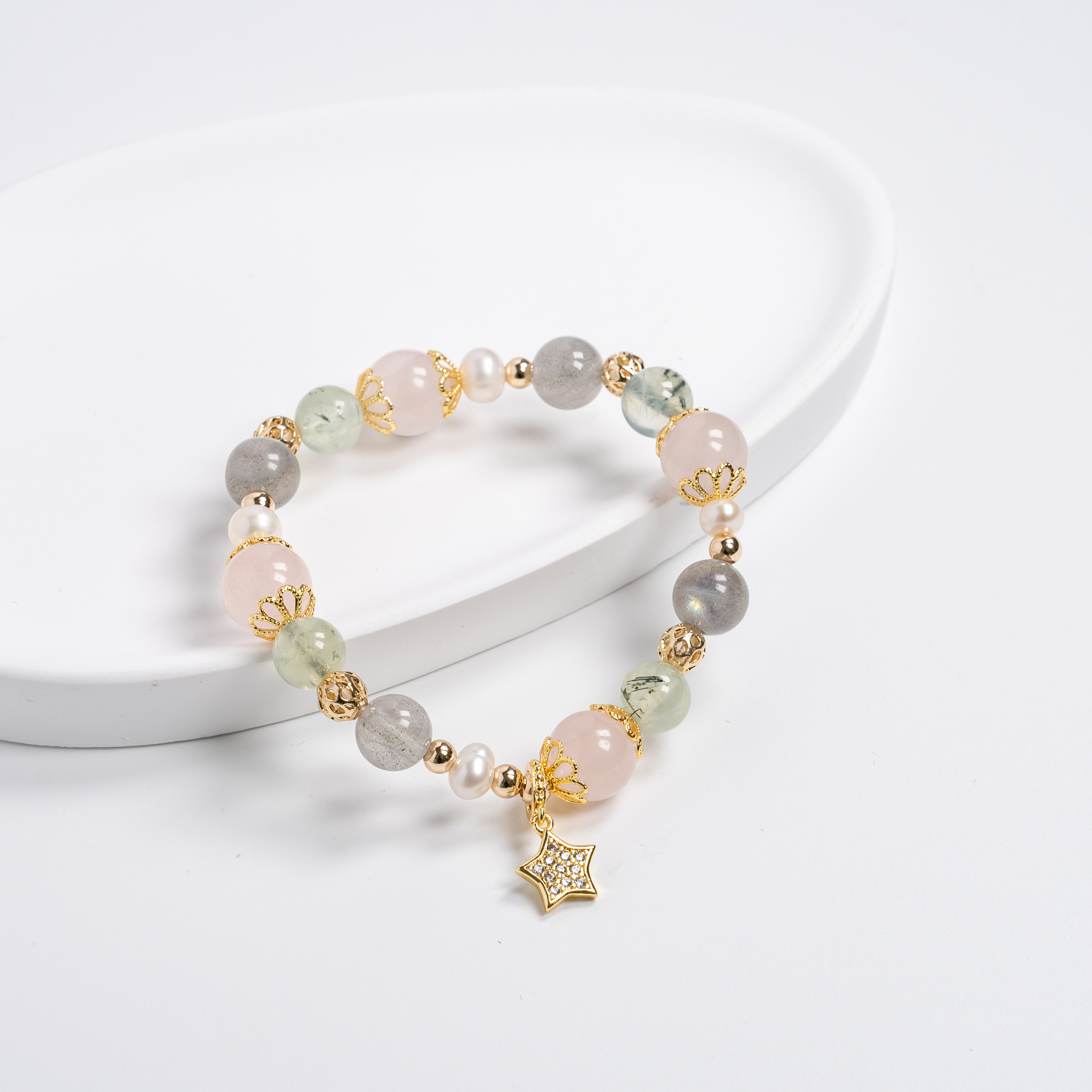 【主水晶】粉水晶【輔水晶】拉長石、葡萄石、淡水珍珠