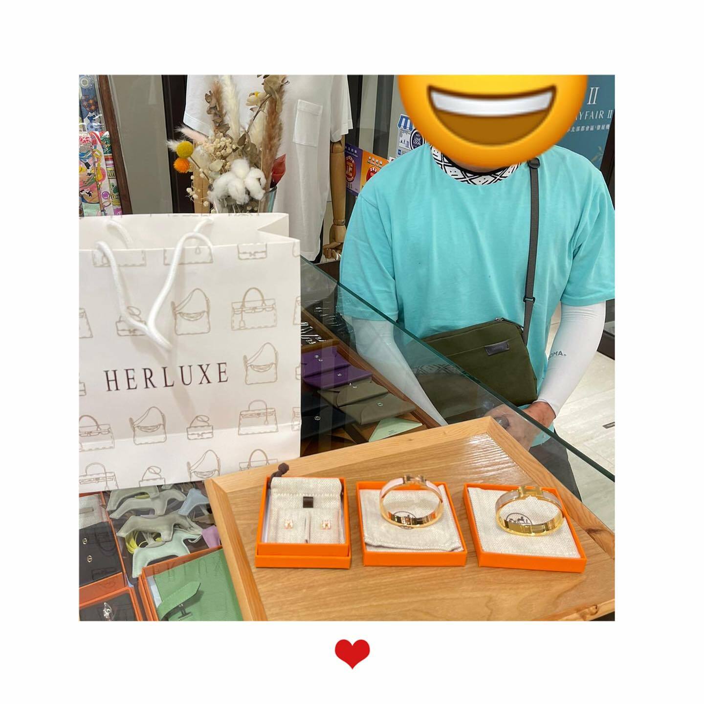 型男先生walk in來買mini pop H耳環🦻同Clic H手鐲🔆 係送比朋友的禮物🎁 非常貼心👍 先生一直有關注我哋🥳 多謝你嘅支持與認可❤️