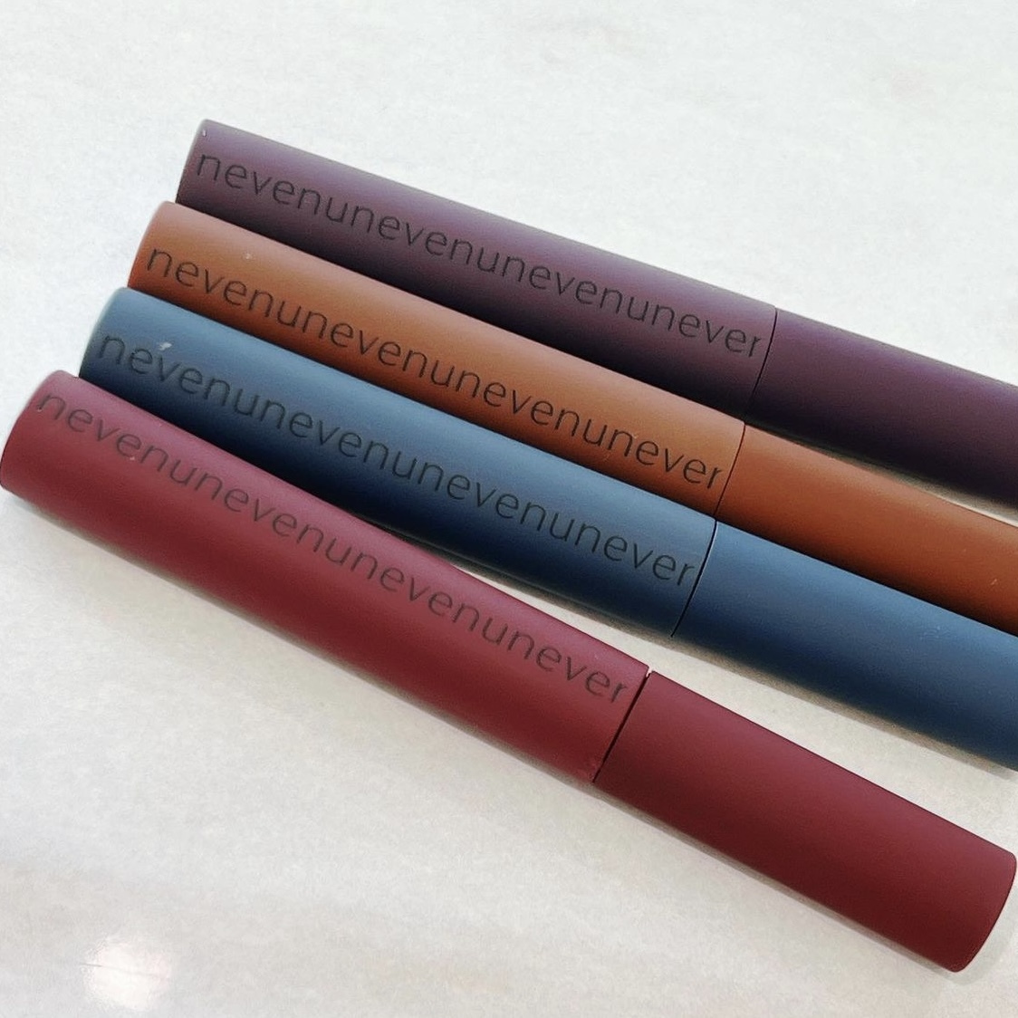 UNEVEN Nuance Mascara