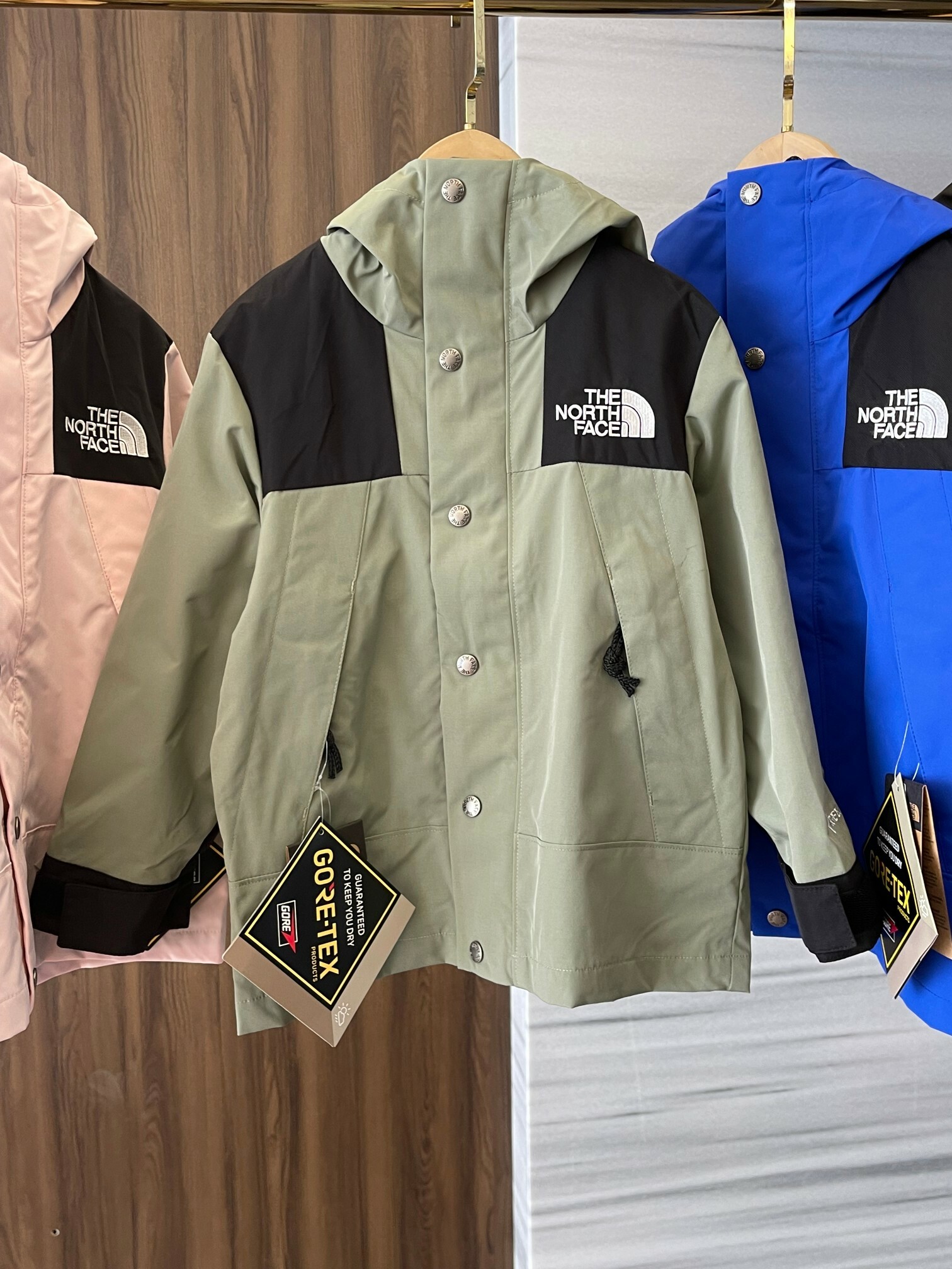 WEB限定THE NORTH FACE Mountain Jacket 希少S-