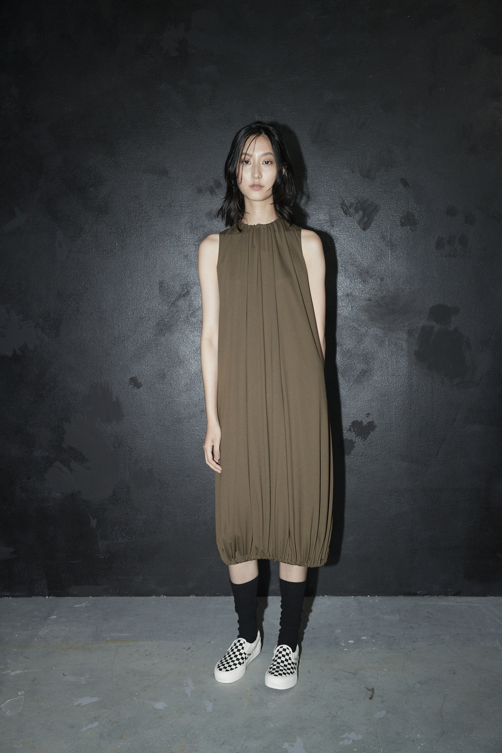 抽繩無袖花苞洋裝