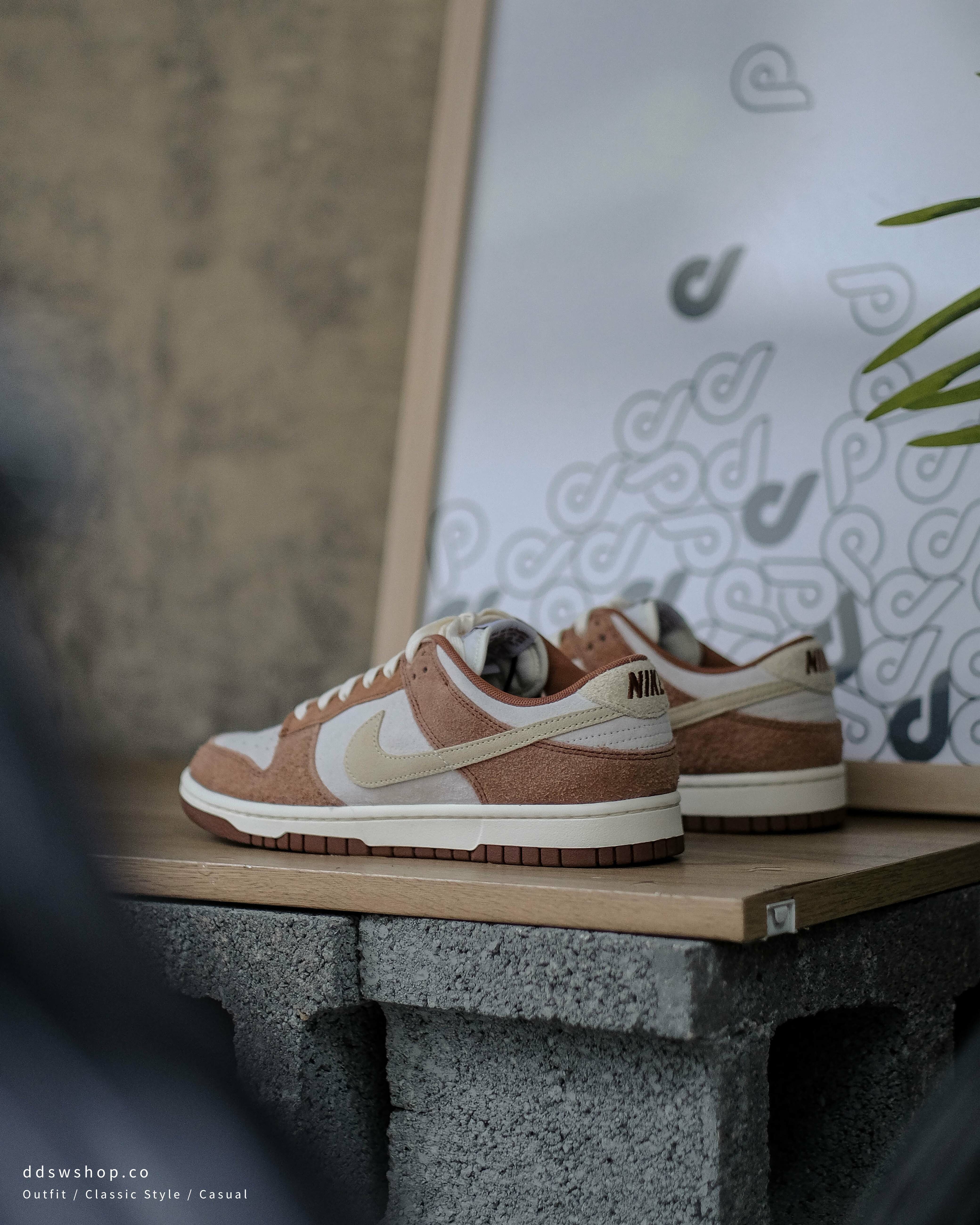 Nike Dunk Low 'Medium Curry' 咖哩焦糖卡其麂皮DD1390-100