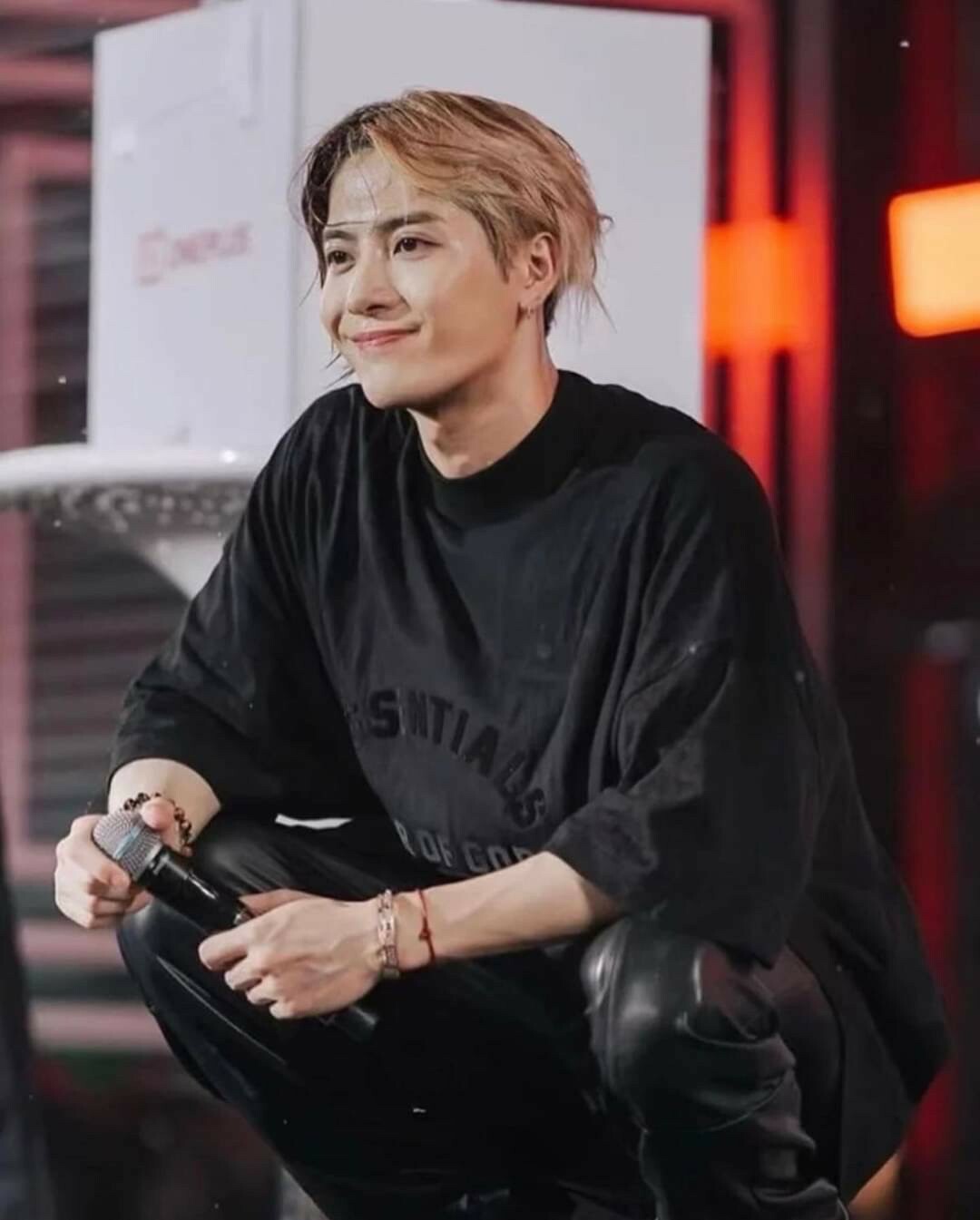 FOG ESSENTIALS 質感黑系列 小高領 膠印字體LOGO 短袖 T