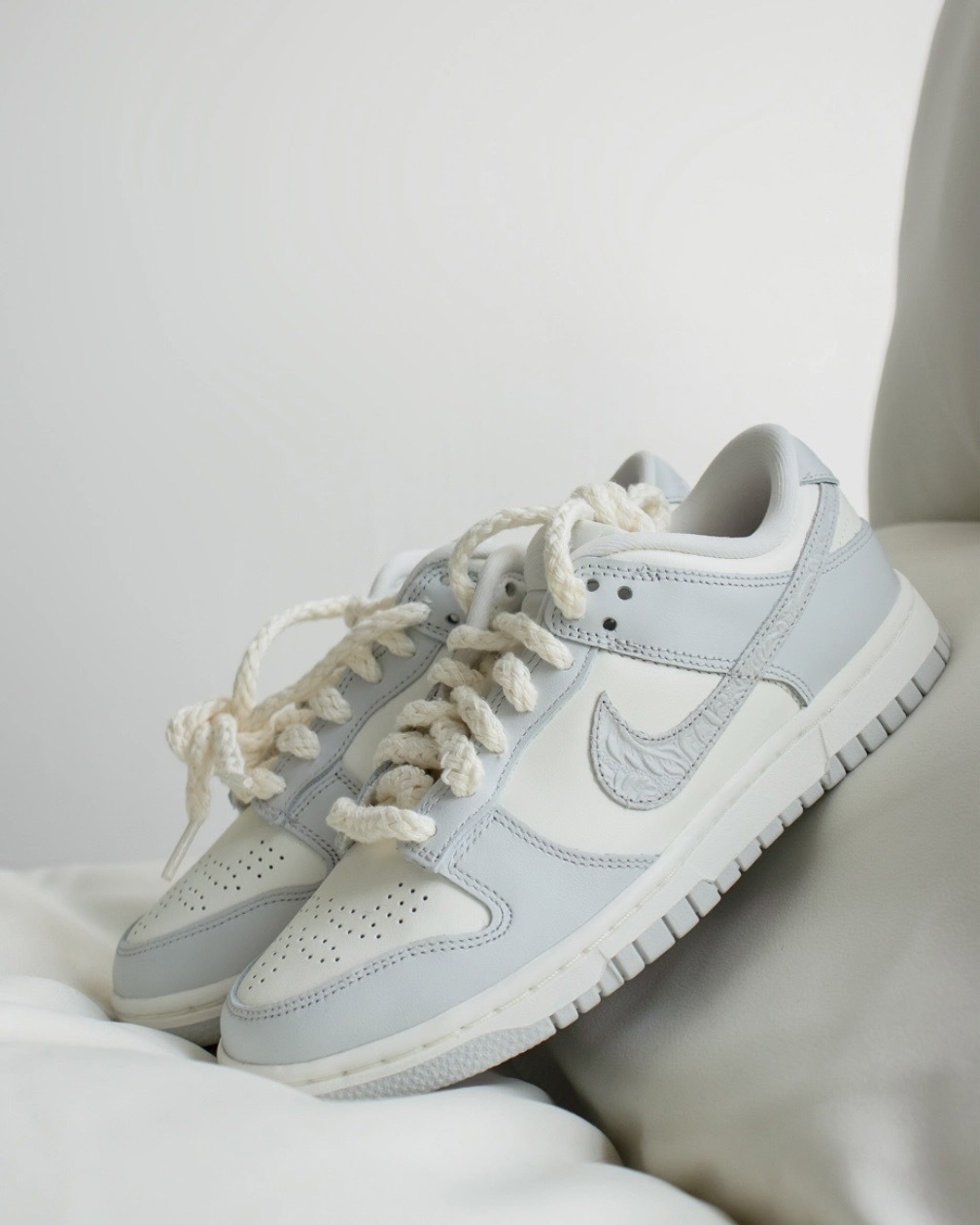 NIKE DUNK LOW 灰白浮雕  FJ4553-133