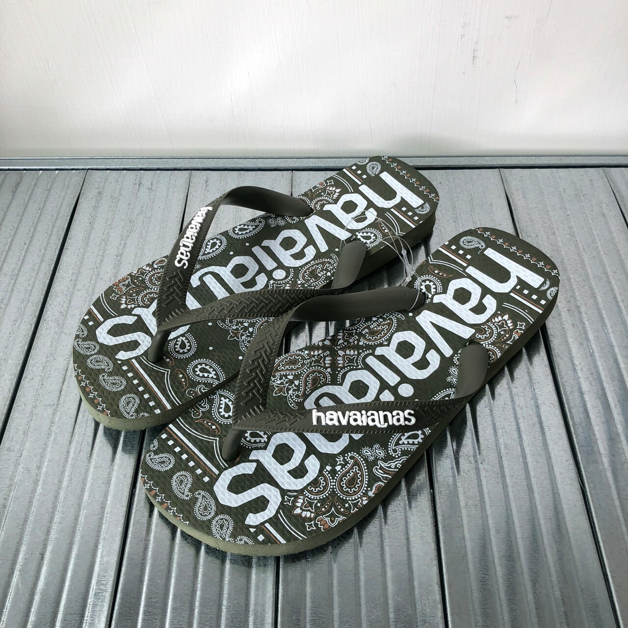 Havaianas 哈瓦仕 Top Logomania Fashion 圖騰印花系列 拖鞋 夾腳拖 男鞋 綠白 4148449-0869