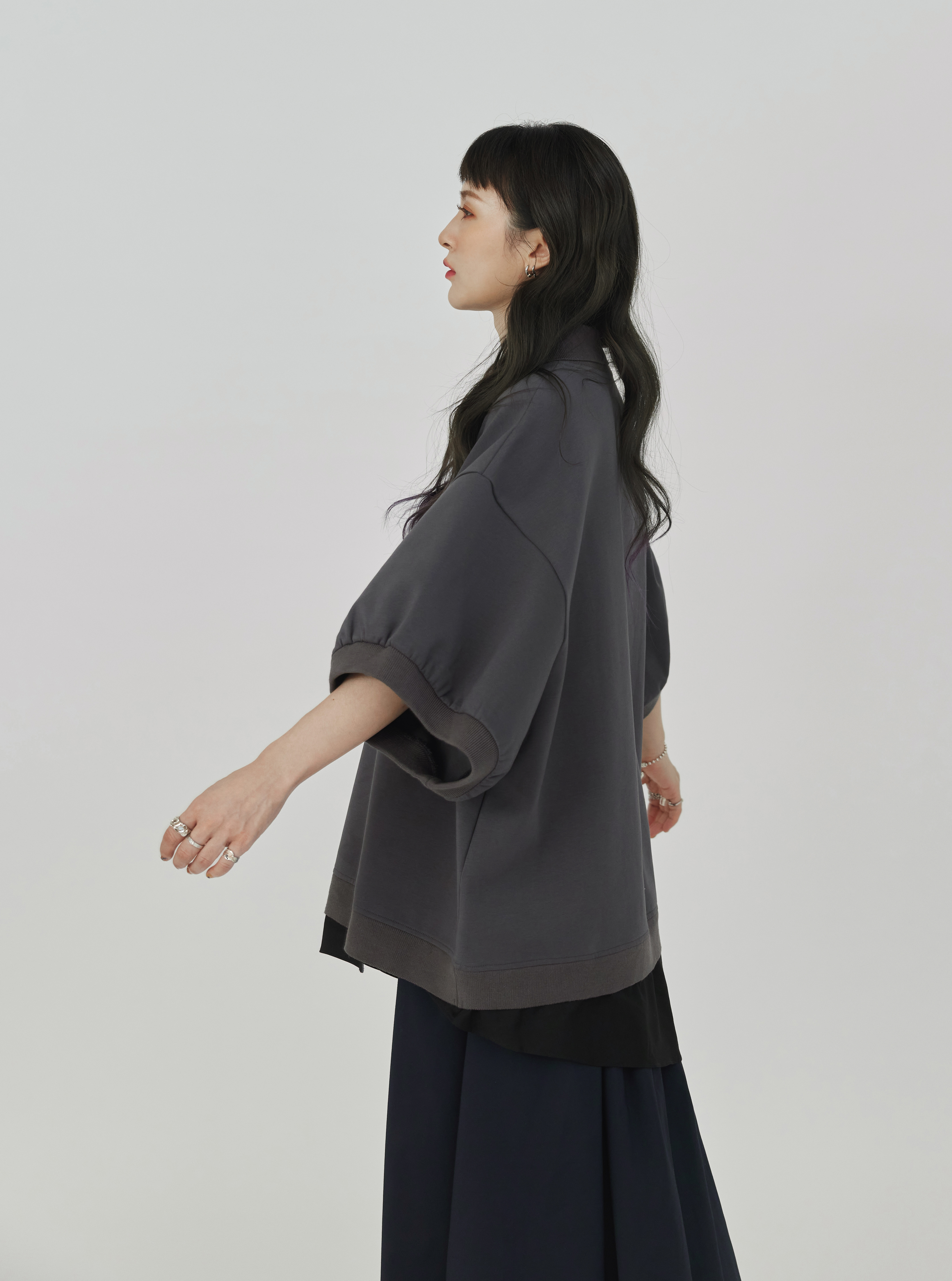 Contrast-collar Polo Sweater | Gray