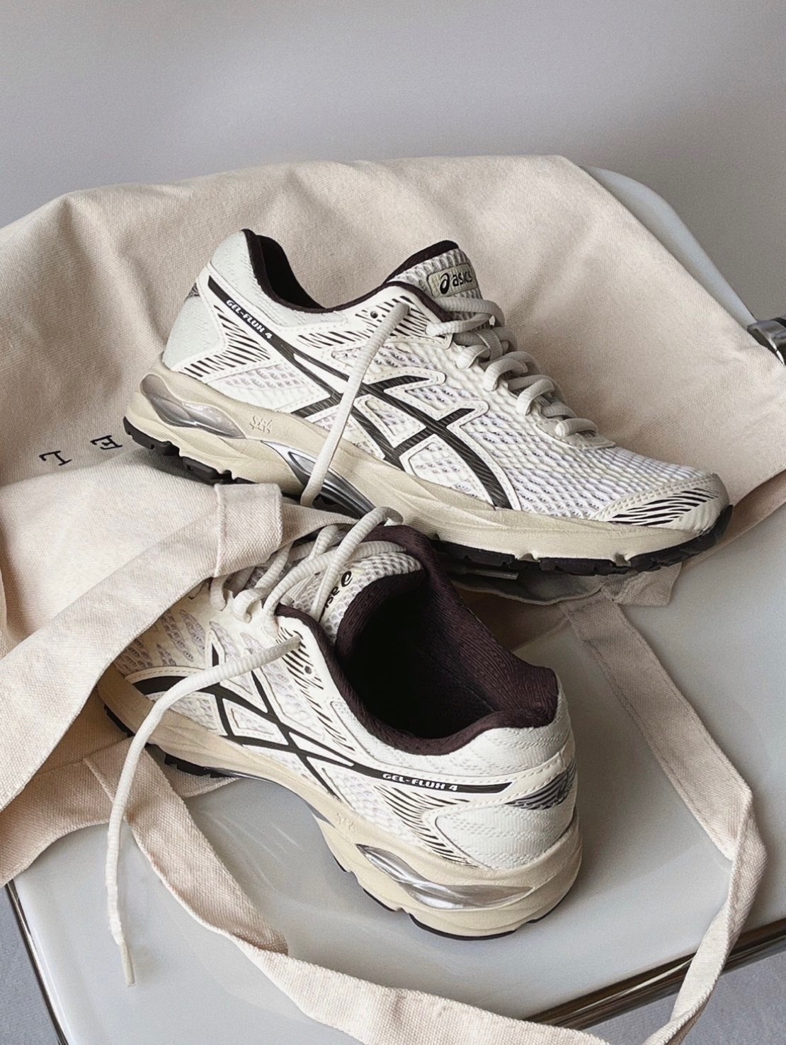 Asics 亞瑟士 Gel-Flux 4 米白棕 米白 摩卡 奶茶 復古 運動 慢跑 1011A614-200 1012A523-202/預購