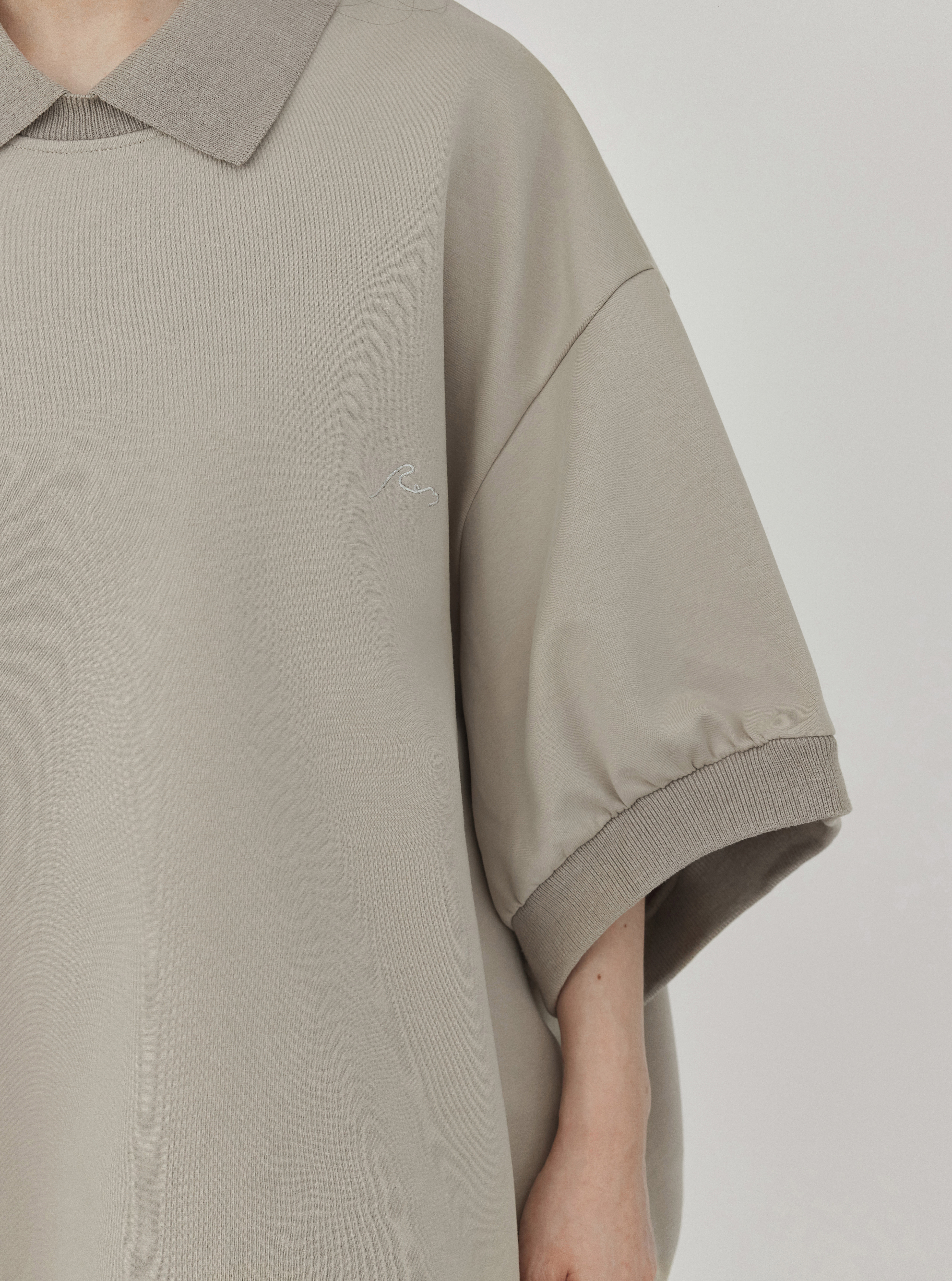 Contrast-collar Polo Sweater | Ivory
