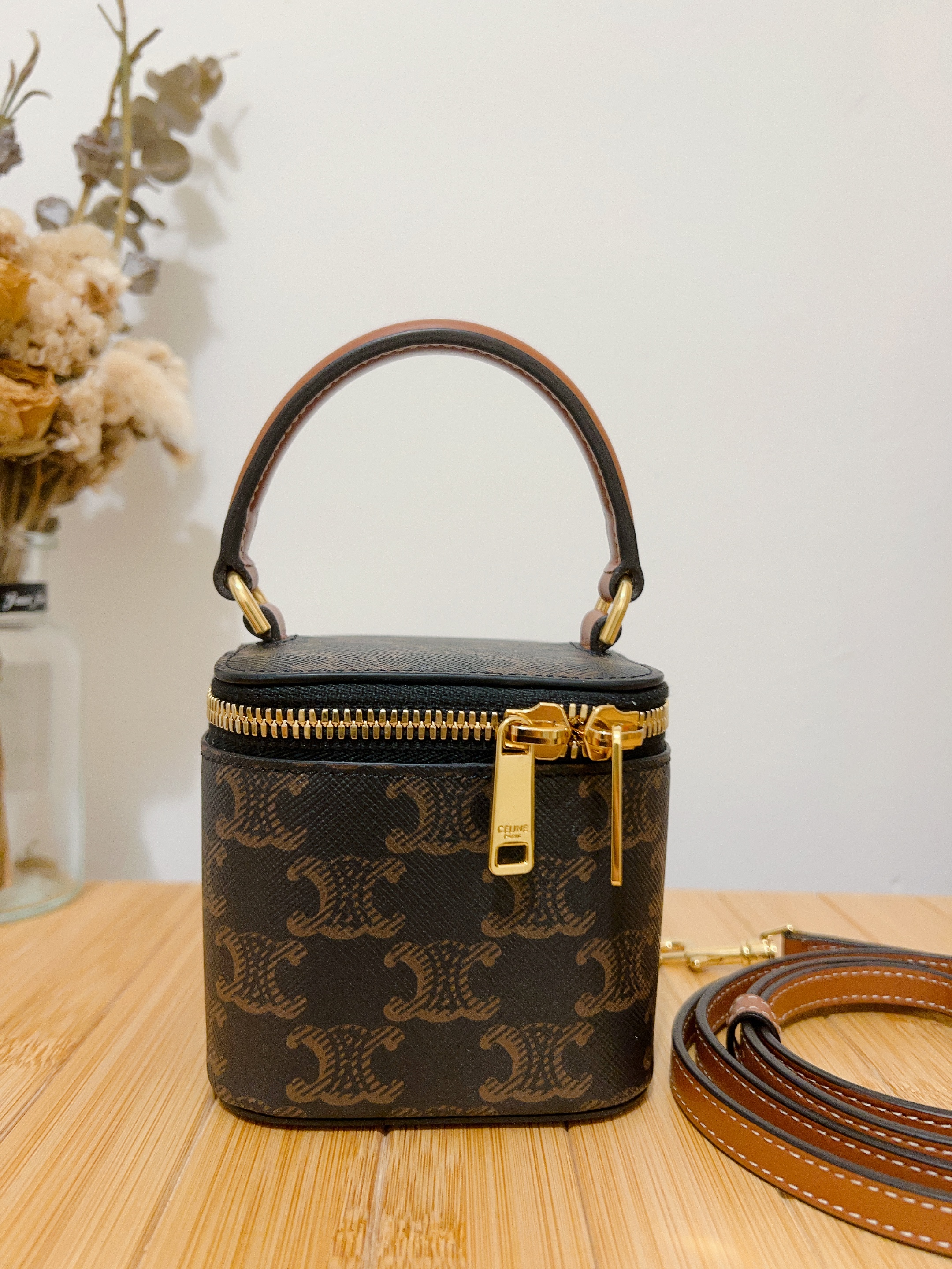Celine mini vanity (brown monogram)