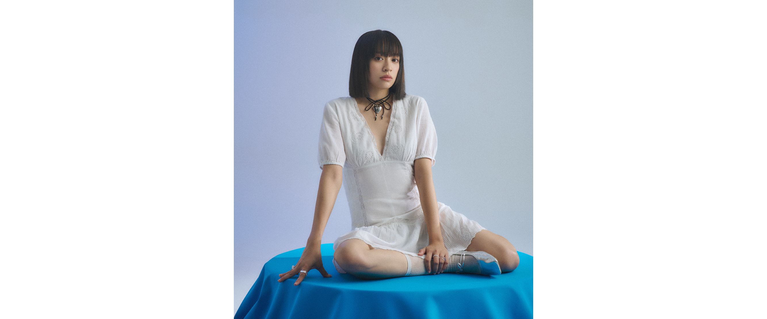 阿民認為他是可以反射任何顏色的白色